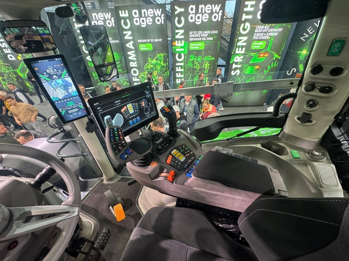 Det er særligt i den nye Sigma Vision-kabine, at den nye 8-serie udmærker sig. 