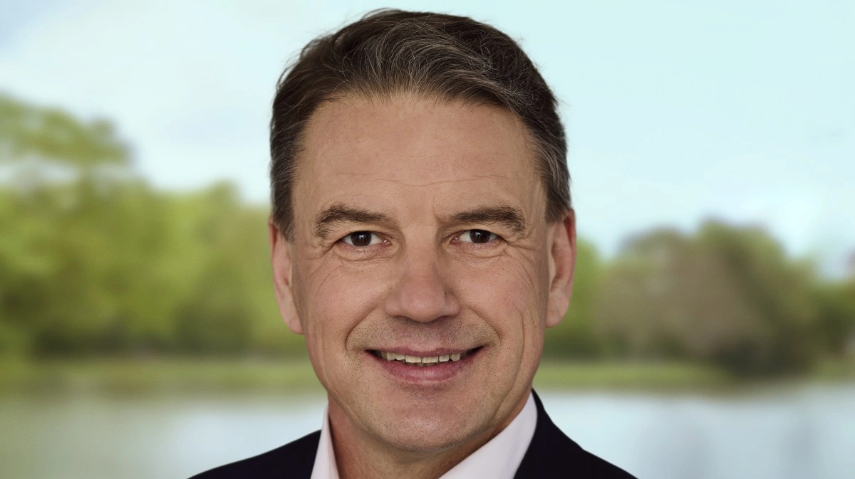 Christian Friis Bach.