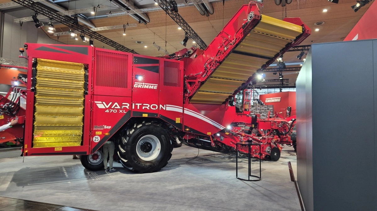 Grimmes Varitron 470 XL har nu 10 tons tank, en klar opgradering til tidligere modeller. Der kører en enkelt en af den model i Danmark. 