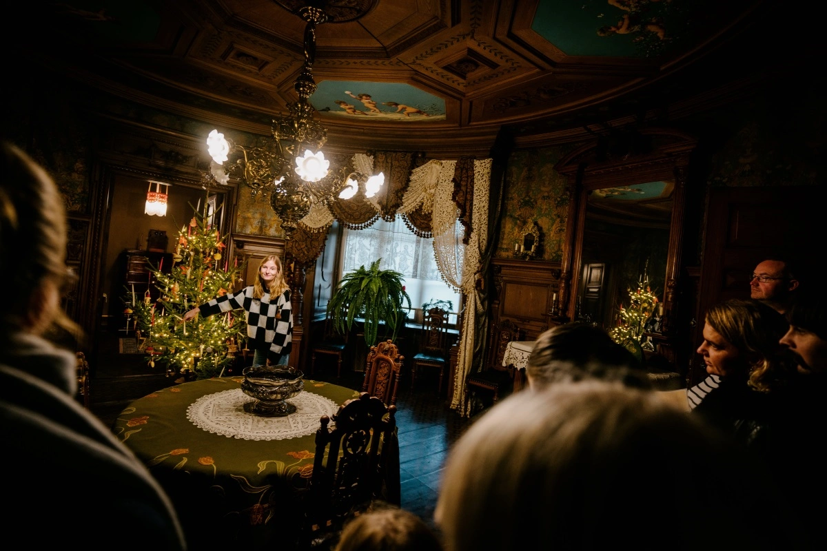 I Klunkehjemmet kan du komme på julerundvisning og opleve, hvordan det fine borgerskab fejrede jul i slutningen af 1800-tallet.