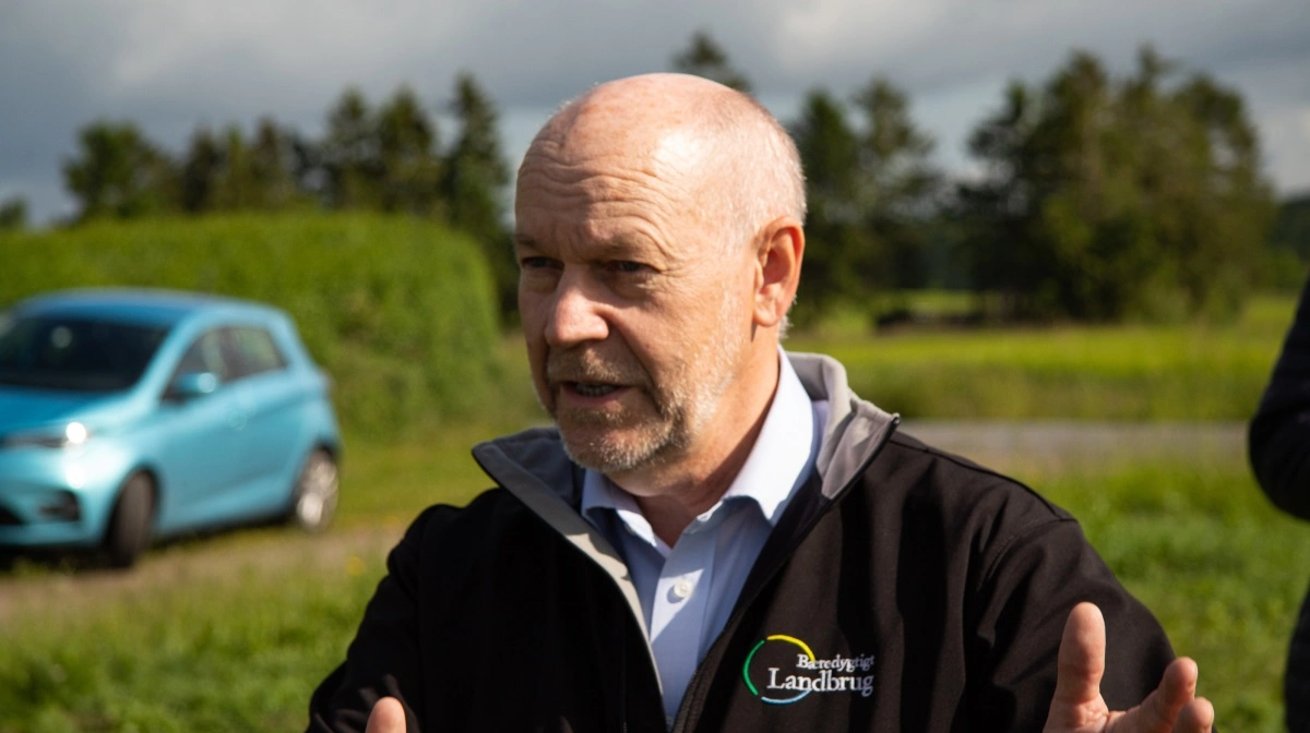 - Hvis brugen af planteværnsmidler var farlig (...) ville man naturligvis gå efter et totalt forbud i stedet for at tillade alle andre anvendelser af de selvsamme stoffer, lyder det fra Bæredygtigt Landbrugs faglige direktør Jørgen Evald.