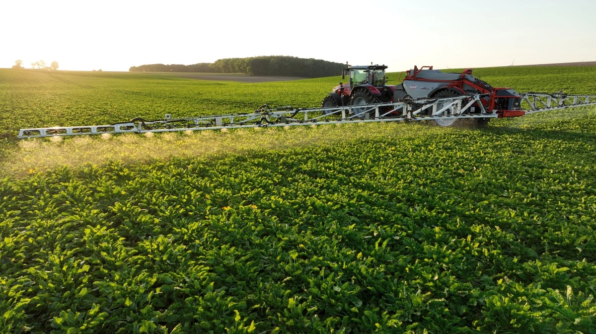 Kuhn Karan byder på en lang række tekniske detaljer og præcisionsfunktioner, som passer perfekt til kundernes behov, lyder vurderingen fra salgschef hos Heden Maskinforretning, Søren Bertelsen. 
