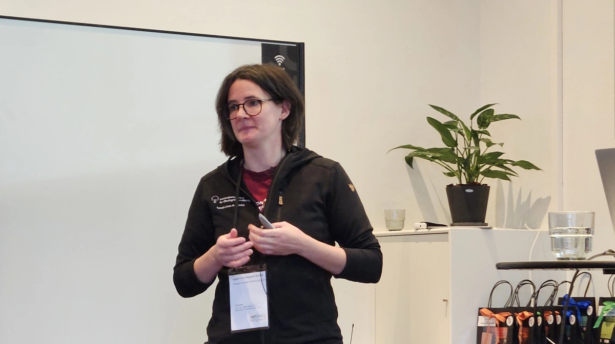 Specialkonsulent Sarah-Lina Aagaard Schild fra Innovationscenter for Økologisk Landbrug. Foto: Camilla Bønløkke