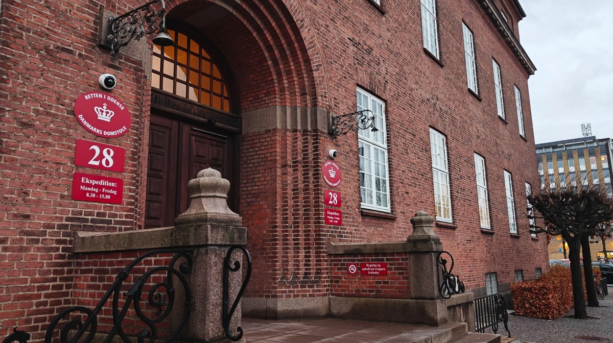 TV 2 og produktionsselskabet Kompagniet fik tirsdag aften forbud mod at vise flere af de skjulte optagelser, der er en del af dokumentaren "Hvem passer på grisene? Afsløring hos landbrugets top". TV 2 er blevet politianmeldt af Danske Svineproducenters formand, Jeppe Bloch Nielsen, for at ville videreføre ulovlige optagelser fra hans stalde. Foto: Daniel Barber