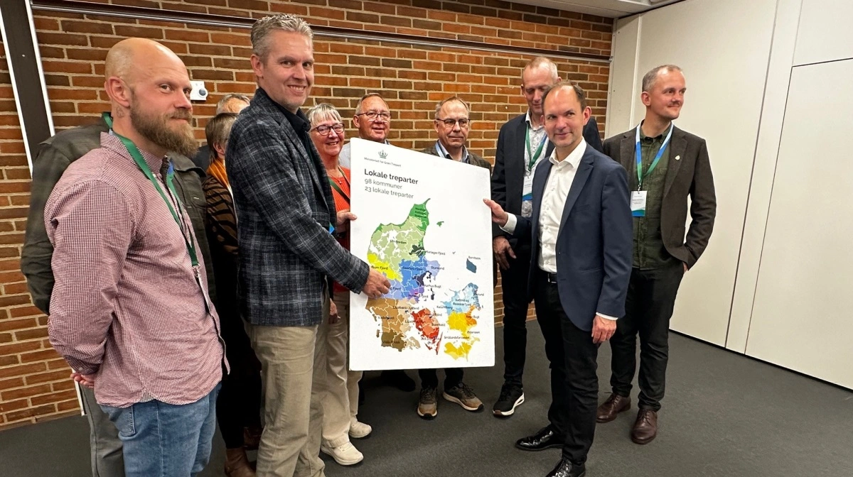 De 23 trepartsaftaler kommer til at skulle gøre noget af arbejdet med at sænke udledningerne af kvælstof. Men trepartsminister Jeppe Bruus (S) vil ikke udelukke strengere krav til udledningerne næste år. Arkivfoto