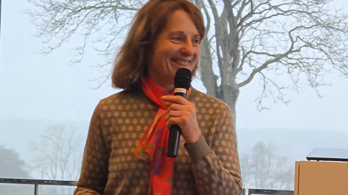 - Udbyttemæssigt i frø generelt har I her i Slagelse/Hørve høstet indeks 105 målt på det frø, vi har fået ind hos DLF, fortalte avlschef Birthe Kjærsgaard.