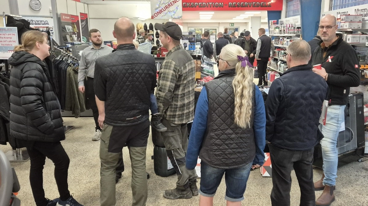 Folk strømmede til, da Agrotek havde inviteret til åbent hus. Fotos: Tenna Bang