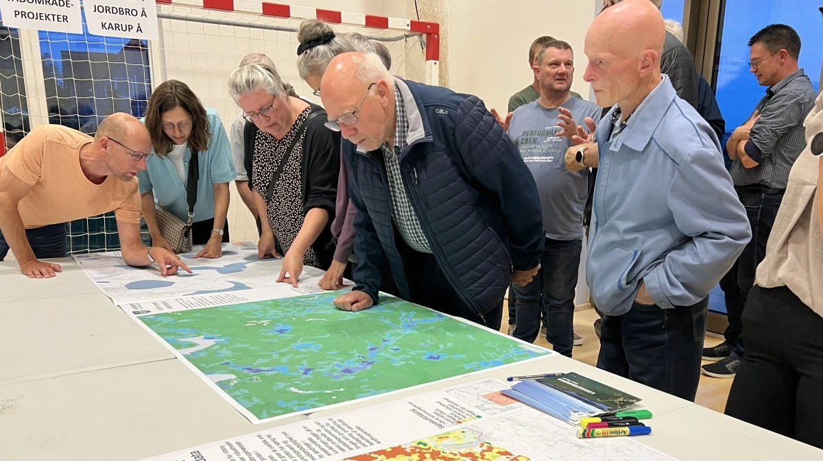 Stemningen er ind til videre overvejende god på lodsejermøderne om jordfordeling ved Fjordland. Foto: Fjordland