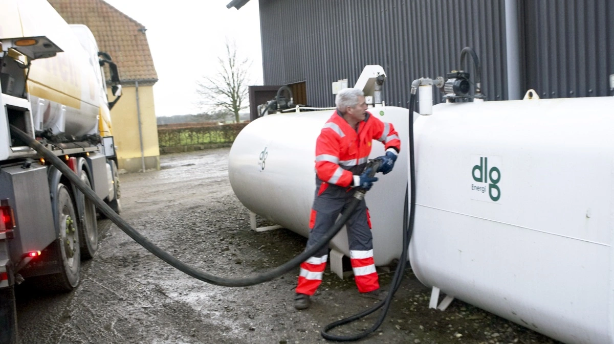 At vente med at sikre dieselprisen kan koste dyrt, vurderer Jyske Bank i en ny analyse. Arkivfoto: Erik Hansen