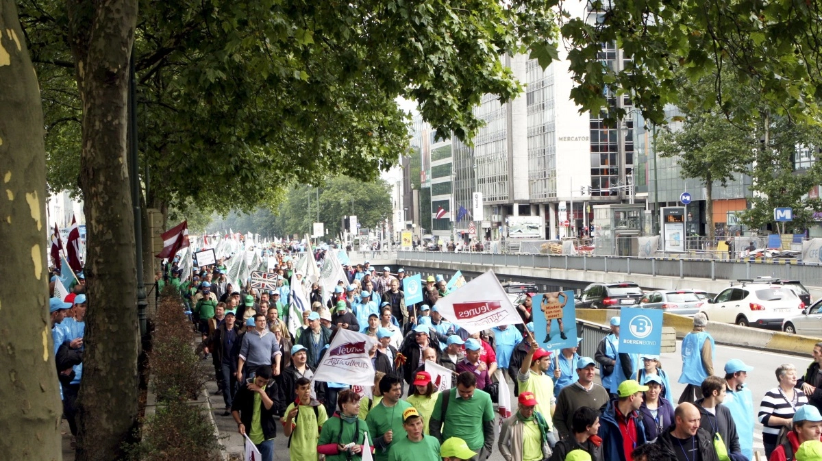 Bruxelles har lagt gader til adskillige landbrugsdemonstrationer i tidens løb. Billedet her stammer fra 2021, hvor der var utilfredshed med EU's mælkepriser. Arkivfoto: EUP & Images / Erik Luntang