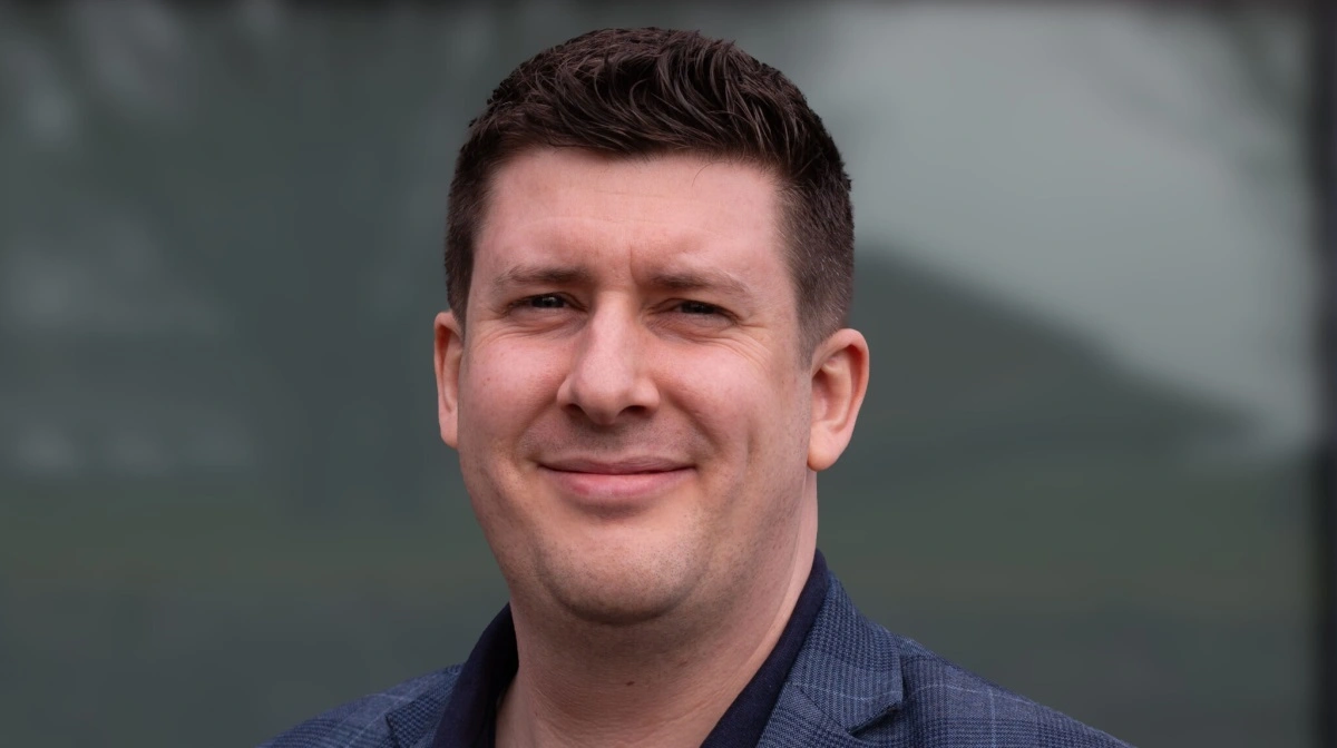 - Når jeg har drøftet sagen med ålauget og lodsejere, har et gennemgående tema været forvaltningernes manglende lydhørhed, siger Oskar Verdoner Møller, seniorjurist hos Bæredygtigt Landbrug. Foto: Bæredygtigt Landbrug.