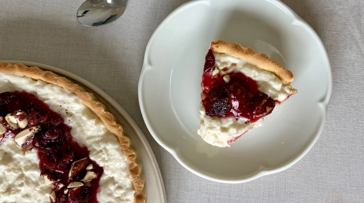 Ifølge tidligere beregninger fra Landbrug & Fødevarer smider danske husholdninger alene i december mad ud for omkring 1,4 milliarder kroner. Det svarer til cirka en tiendedel af årets samlede madspild. Pressefoto