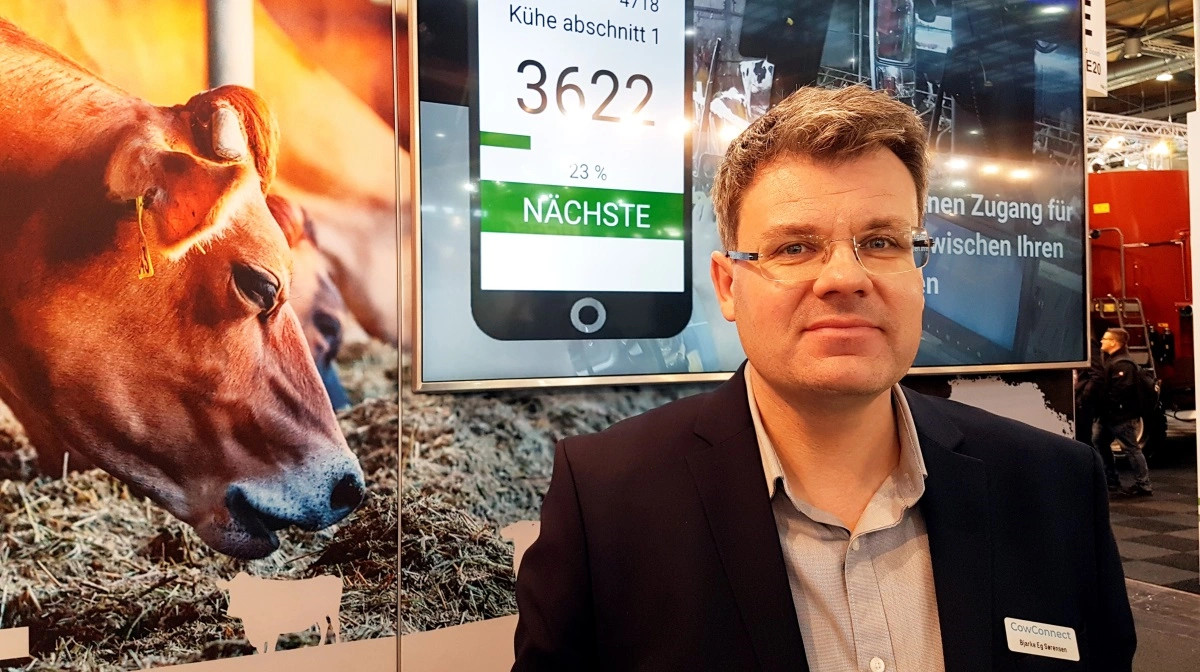 Billedet her af Bjarke Eg Sørensen er fra EuroTier i 2018, hvor han deltog for at øge kendskabet sin virksomhed Cowconnect. Siden har han solgt firmaet. Arkivfoto: Jacob Lund-Larsen