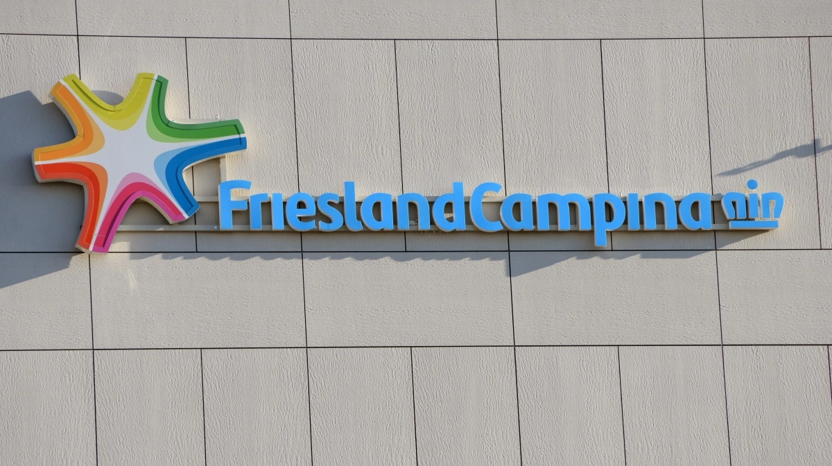 Både konventionelle og økologiske mælkeproducenter, der leverer til det hollandske mejeriselskab FrieslandCampina, kan forvente nedgang i afregningen i januar. Arkivfoto