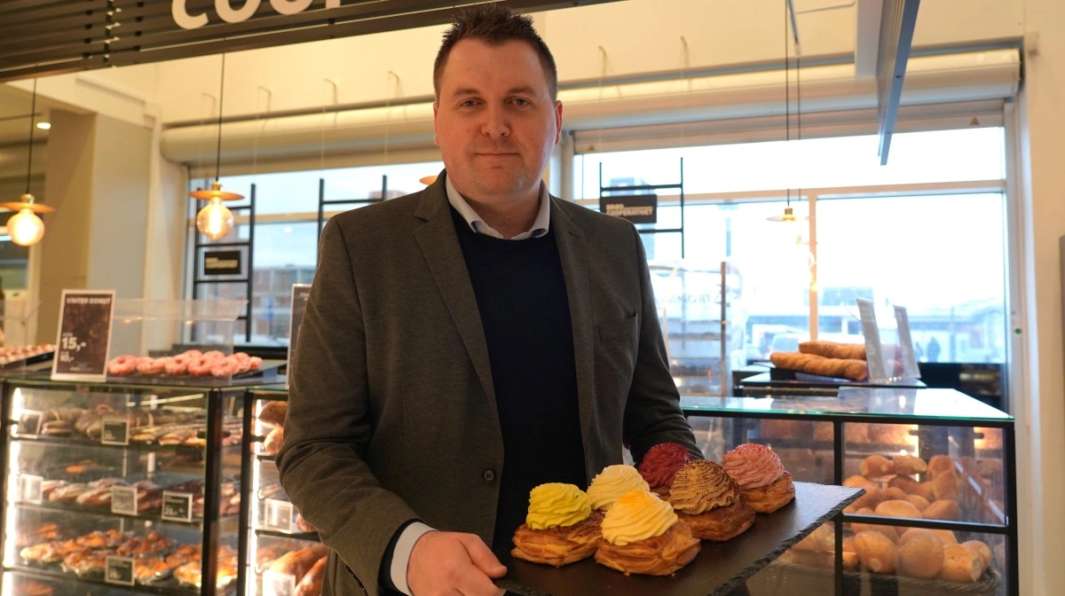 Ifølge Kasper Hansen skal kvaliteten i de nye fastelavnsboller ikke betyde, at de ikke er til at betale. Derfor er prisen sat til 35 kroner pr. fastelavnsbolle. 