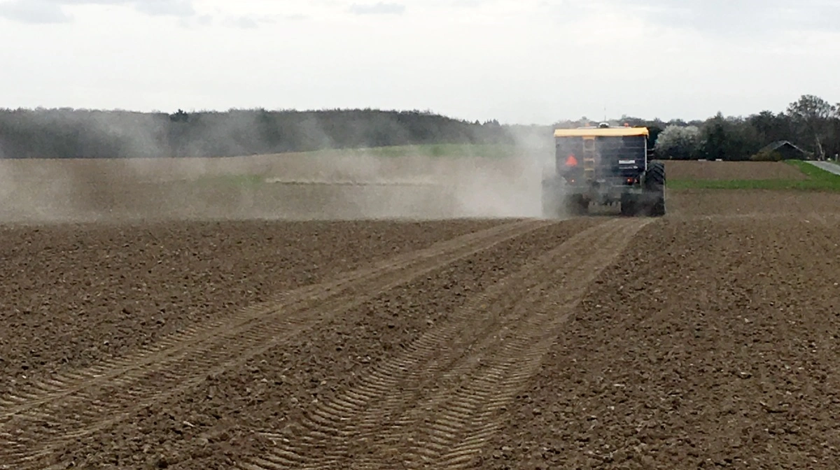 Ifølge Niels Hauge Mikkelsen skaber usikkerheden allerede nu store problemer i erhvervet. Når landmænd ikke ved, hvilke krav der gælder fremover, holder de igen med investeringer, påpeger han. Arkivfoto