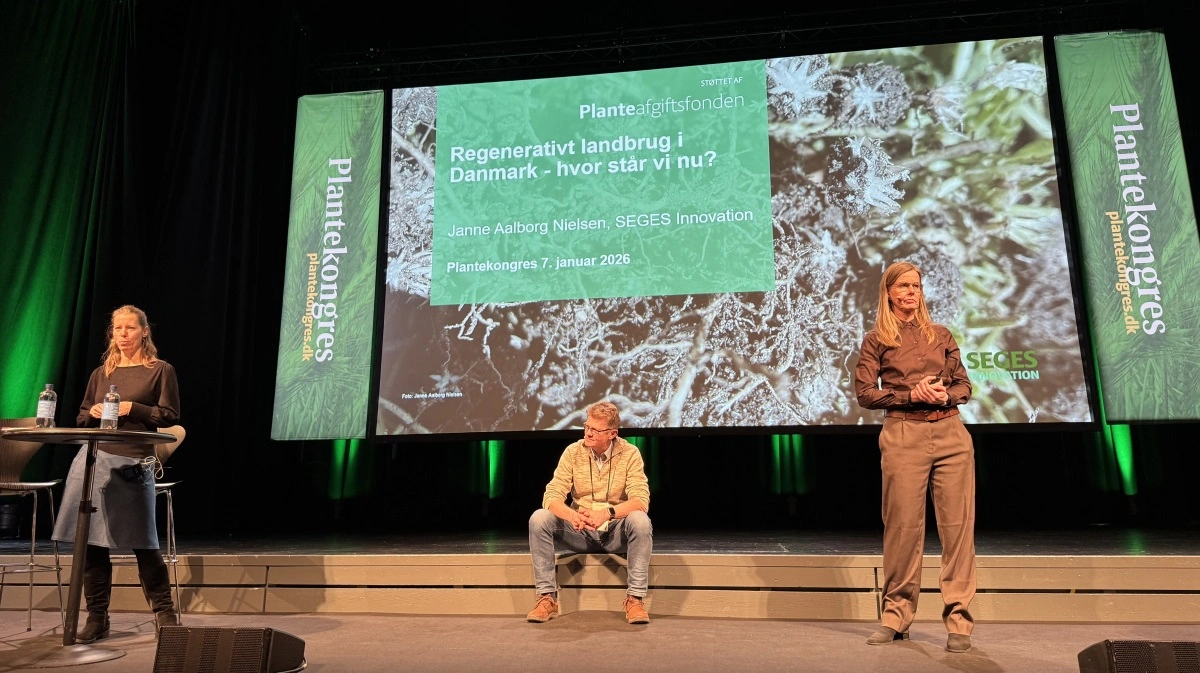 Veronika Hansen, Københavns Universitet, gjorde sammen med Jens Elbæk, afdelingschef i Seges Innovation - Planter og Miljø, samt Janne Aalborg Nielsen, chefkonsulent for jord og dyrkningssystemer i Seges Innovation status over regenerativt landbrug i Danmark anno 2026. Foto: Kasper Stougård