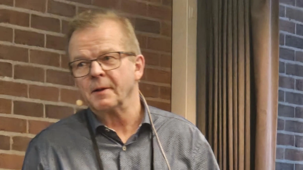 Chefkonsulent hos Seges Innovation, Leif Hagelskjær talte på førstedagen af Plantekongressen om såtidspunktets betydning for udbytte og såtider i forskellige sorter af vinterhvede. Fotos: Henriette Lemvig