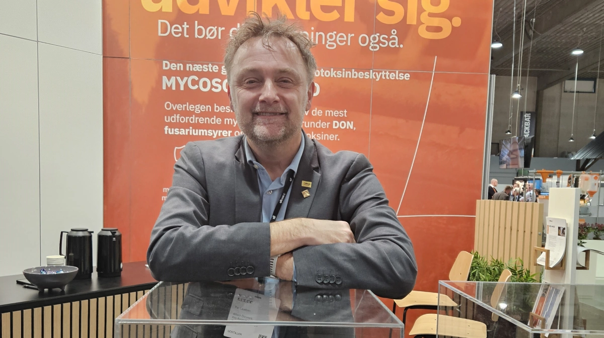 På NutriFair stod Per Laustsen, Key Account Manager hos Alltech Danmark, klar til at fortælle om Alltechs nye løsninger til toksinudfordringer. Foto: Camilla Bønløkke