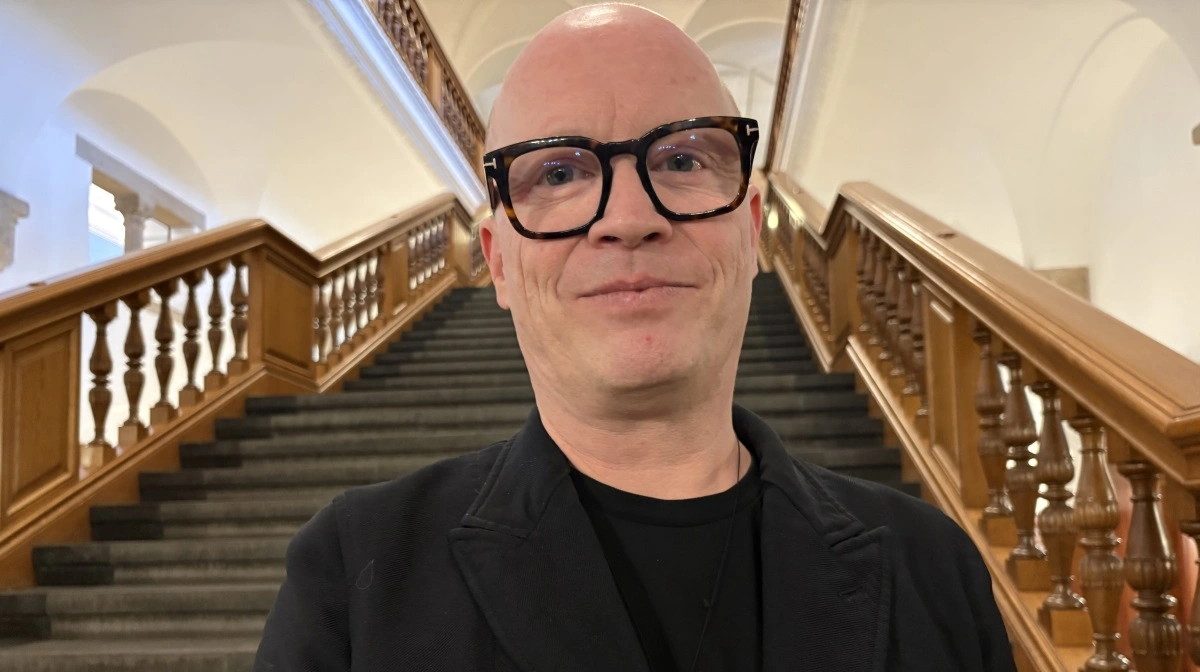 Mere plantebaseret og mindre kød, tak! Rasmus Nordqvist (SF) – ved denne lejlighed hjemme på Christiansborg – slår sammen med den øvrige venstrefløj i Europa-Parlamentet til lyd for en grøn CAP-reform. Fotos: Christian Ingemann