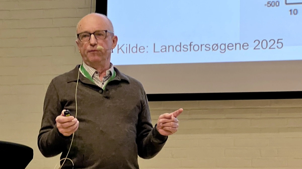 Planteavlskonsulent Jan Nielsen fra Patriotisk Selskab holdt onsdag oplæg om den nære fremtids bekæmpelse af svampe og sygdomme uden brug af en lang række pesticider. Foto: Sophia Tiedemann