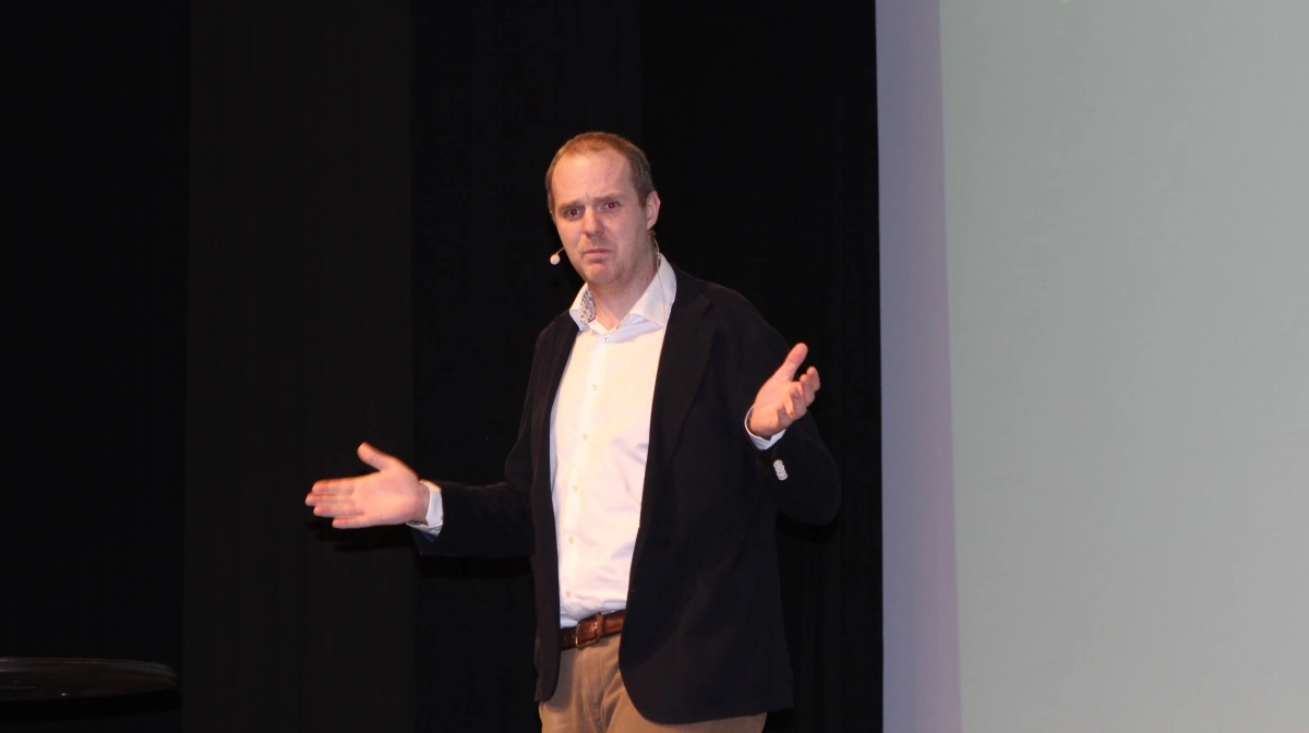 Virksomhedsrådgiver Henrik Henneberg fra Sagro fremhæver værdien af et produktionsråd, hvor flere kompetencer og fagligheder kigger på bedriften samtidig. Arkivfoto: Line Brusgaard