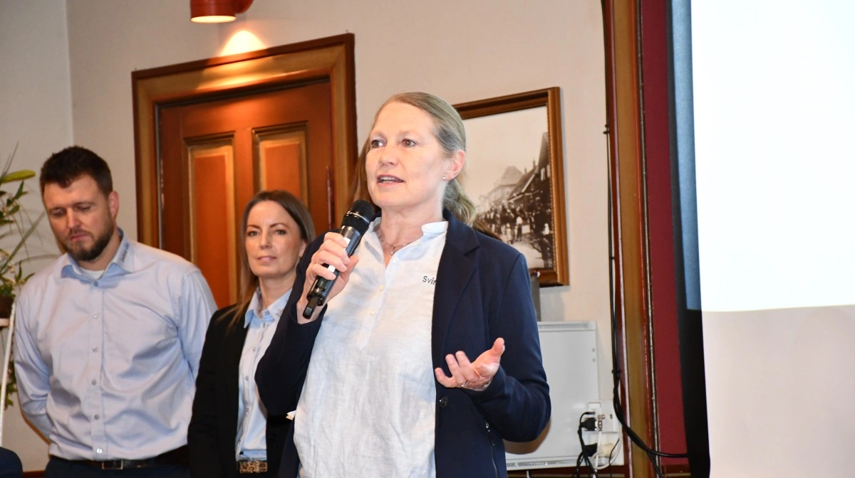 Svinefagdyrlæge Pia Conradsen bød velkommen, da SvineVet og svinefagdyrlæge Andreas Eriksen tirsdag afholdt årsmøde. 