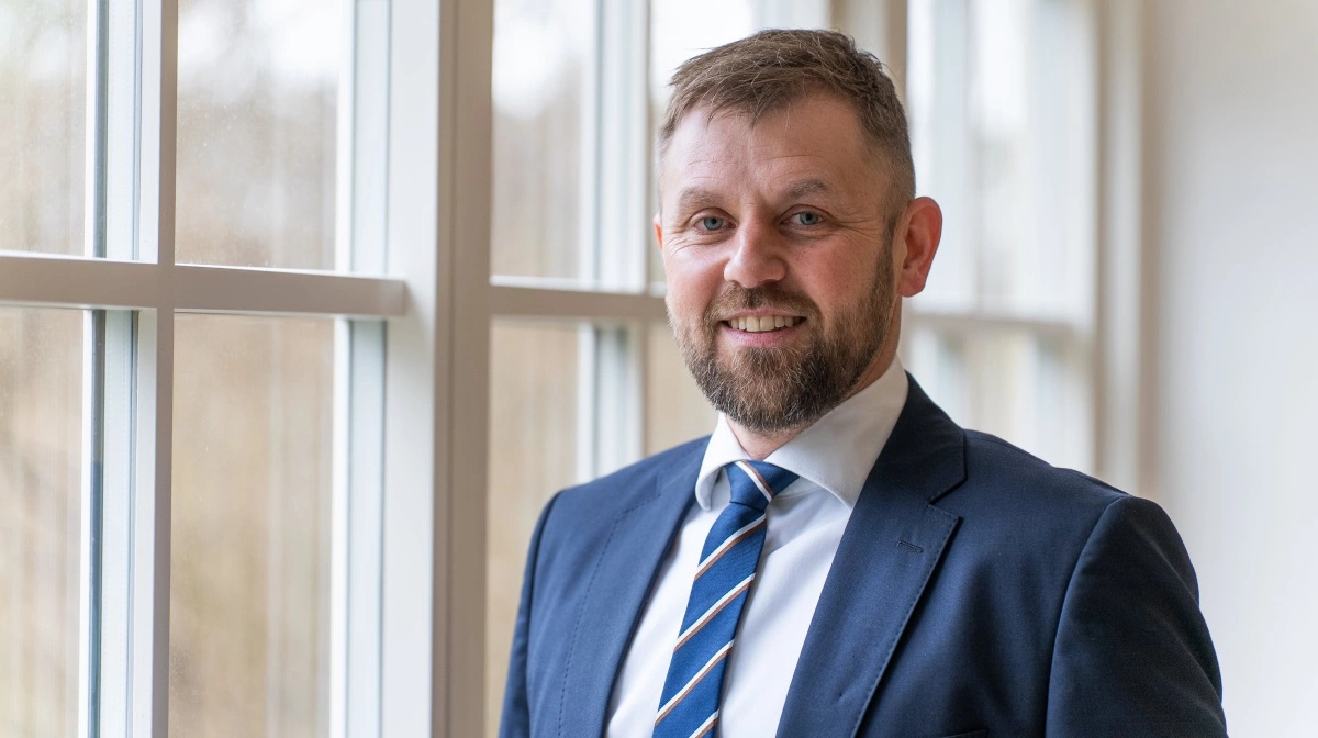 Hans Damgaard har været bestyrelsesformand i Danish Agro siden marts 2025. Sideløbende driver han planteavl og griseproduktion, men nu kaster han sig også ud i kyllingeproduktion. Foto: Danish Agro