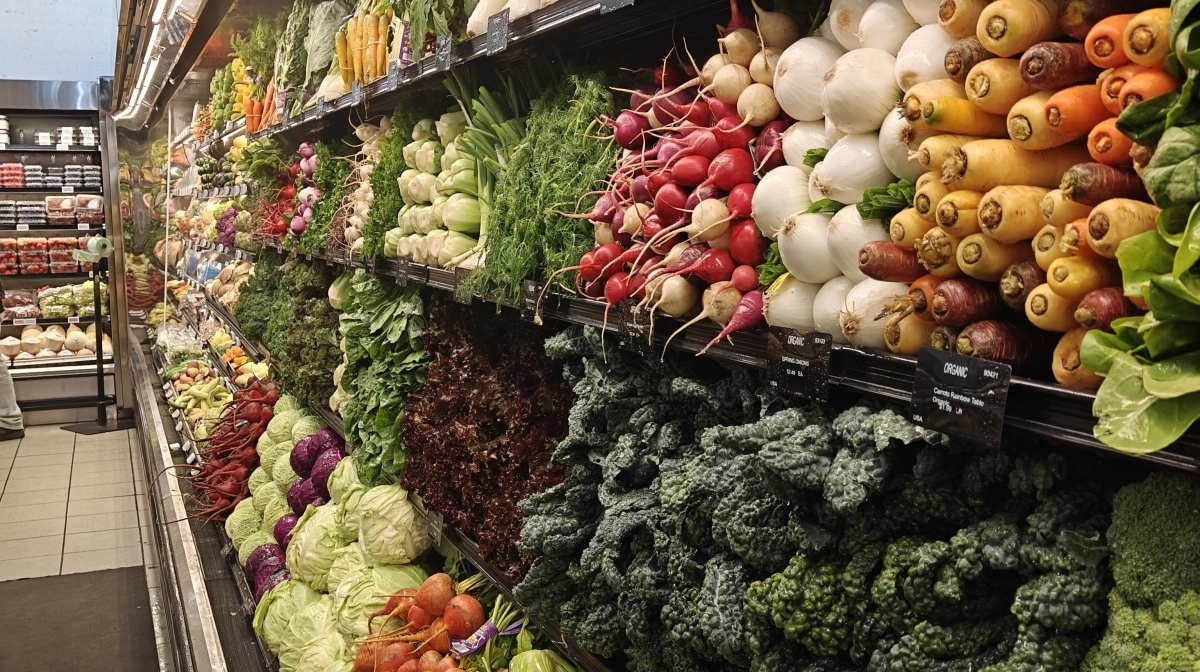 - Det er vigtigt, at der kommer den rette støtte, så vi i fremtiden kan lægge danske æbler, agurker, kål og pærer ned i indkøbskurven. siger sektordirektør i L&F Peter Nyegaard Nissen. Arkivfoto: Daniel Barber