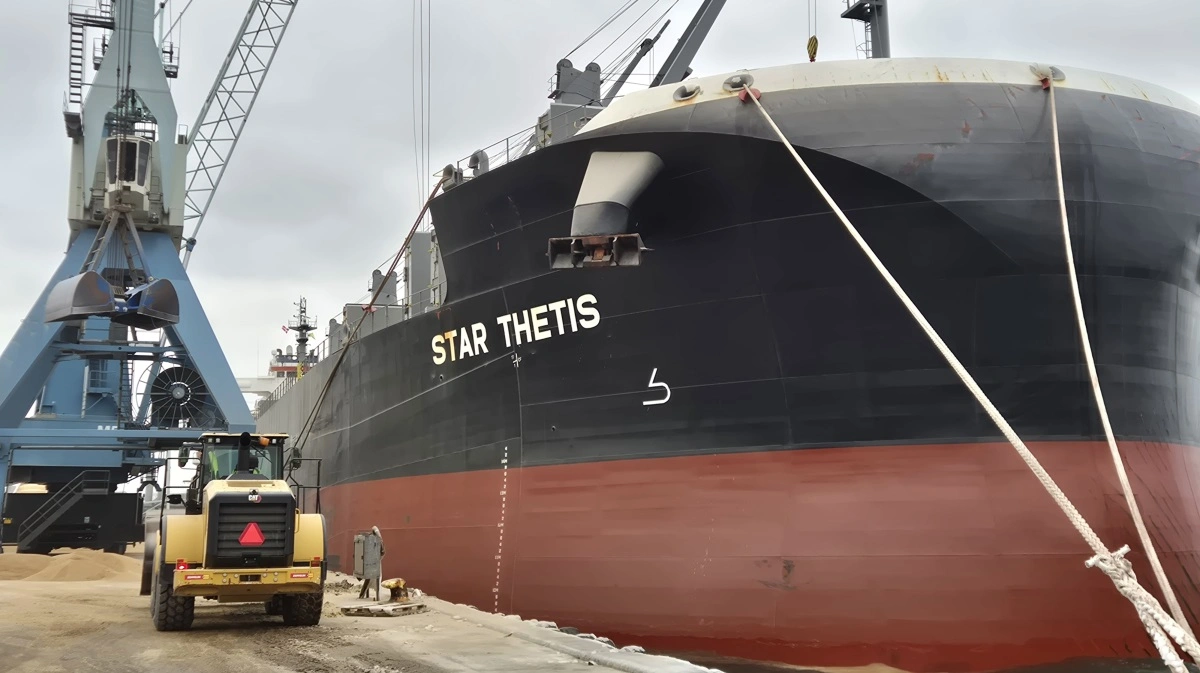 DLG satte rekord ved at afskibe 200.000 ton korn på én uge, drevet af stor høst 2025 og transformationsprogrammet ReGen. Fotos: DLG