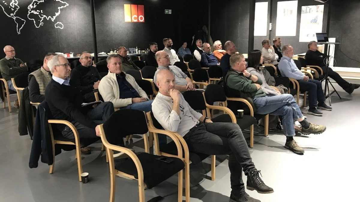 Aco Funki afholdt i sidste uge informationsmøde om resultaterne af det nyligt afsluttede GUDP-projekt »UV-kombilys i staldmiljø - virkning og effekt (UVIBA)«. 