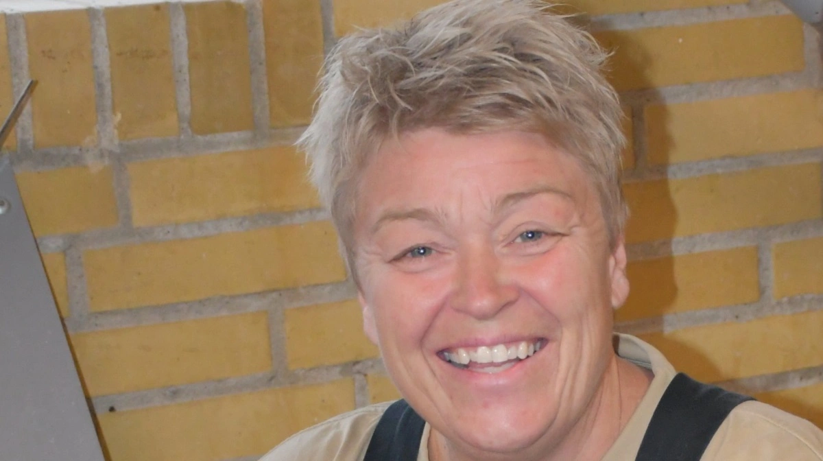 Mette Lundsgaard er selvstændig rådgiver og landmand, og hun mærker tydeligt, hvordan avlsfremgang og bedre management gør en forskel i hverdagen. 