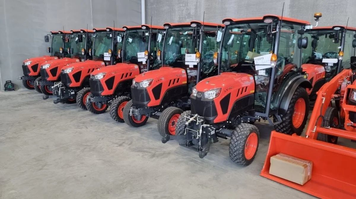 I otte Land & Fritid-butikker vil et udvalg af Kubotas produktportefølje blive udstillet. Pressefoto