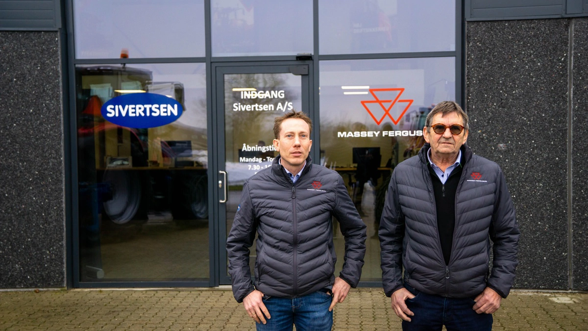 Fra venstre: Jesper Nerup, salgsansvarlig for afdelingen i Rønnede, og Bjarne Obel, salgschef i Sivertsen. Fotos: Søren Nørgaard