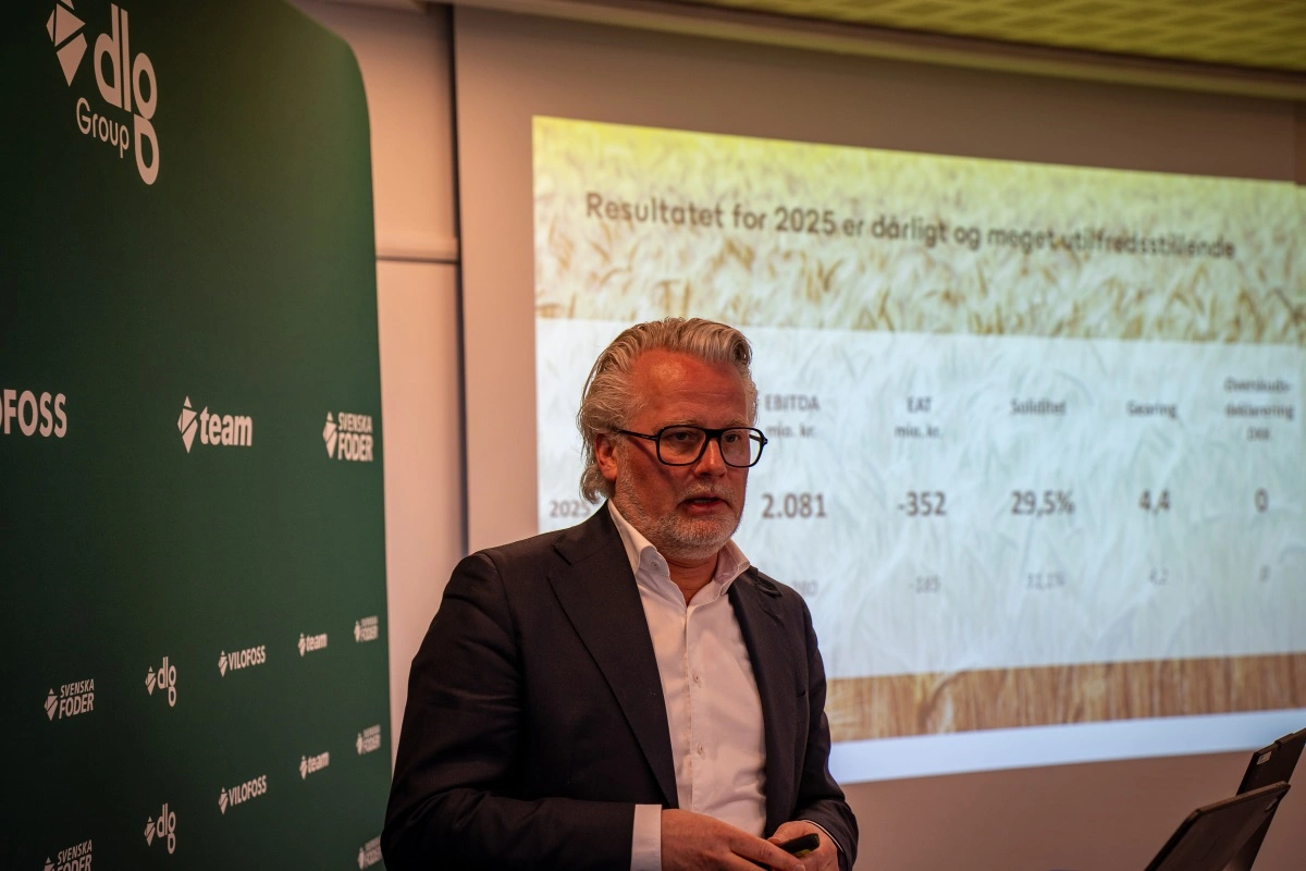 - Jeg ser, hvordan andelshaverne forsøger at gøre Danmark til fremgangsland, men måske var det dråben med de her kulstofreguleringer. Det vil få konsekvenser på grovvaregrundlaget på den lange bane. Men det er de vilkår, vi arbejder under lige nu, lød det efter generalforsamlingen for DLG fra Peter Giørtz-Carlsen.