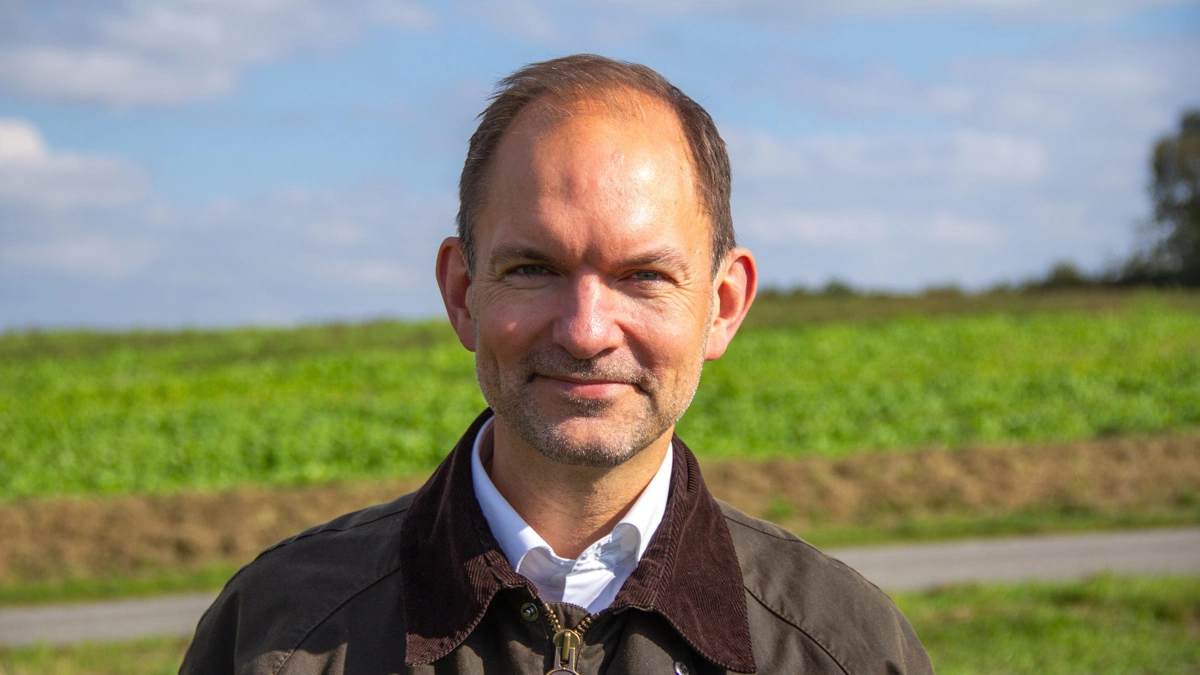 Trepartsminister Jeppe Bruus (S) har ikke haft mulighed for at kommentere kritikken. Ministeriet oplyser, at henvendelsen ikke kan besvares som følge af det udskrevne folketingsvalg. Arkivfoto: Morten Ipsen