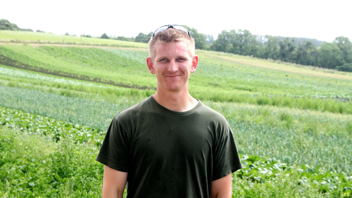 »Reguleringerne kommer i den grad også til at ramme de »politisk korrekte« grøntsager, som kræver store mængder næringsstoffer, herunder også kvælstof, for at kvittere med nogle udbytter der i sidste ende kan betale for de skyhøje jordpriser, afgifter og støt stigende lønninger«, lyder det i opslaget fra Kiselgården, som drives af Amy og Ask Rasmussen (billedet) .Arkivfoto Jørgen P. Jensen