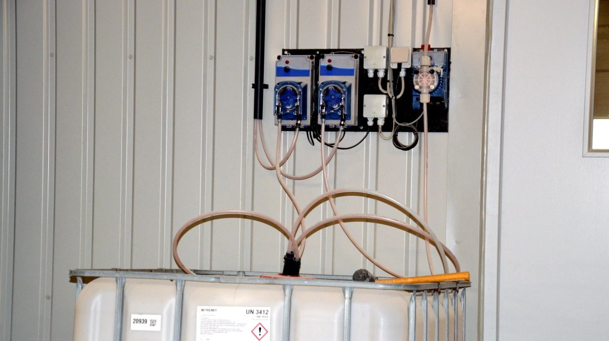 Ifølge Velas-rådgiver er der de seneste år kommet flere produkter ind, som er registreret som forblanding eller tilsætningsstof - herunder forskellige syreprodukter. Arkivfotos: Camilla Bønløkke