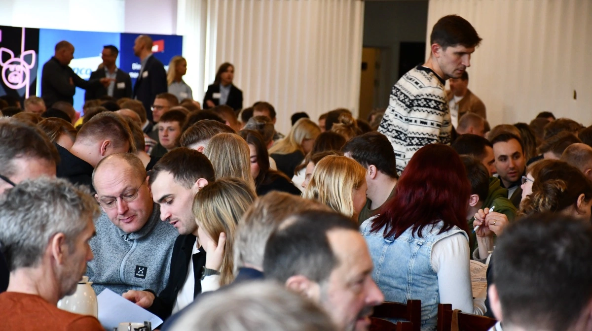 Der var rift om pladserne i den store sal, da Danvet fredag holdt årsmøde i Brædstrup. Fotos: Camilla Bønløkke