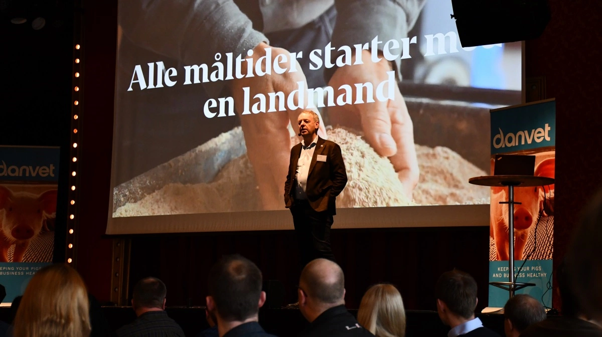 Koncerndirektør Niels Duedahl fra Danish Crown talte til de over 600 fremmødte ved Danvets årsmøde på Pejsegården i Brædstrup i fredags. Fotos: Camilla Bønløkke