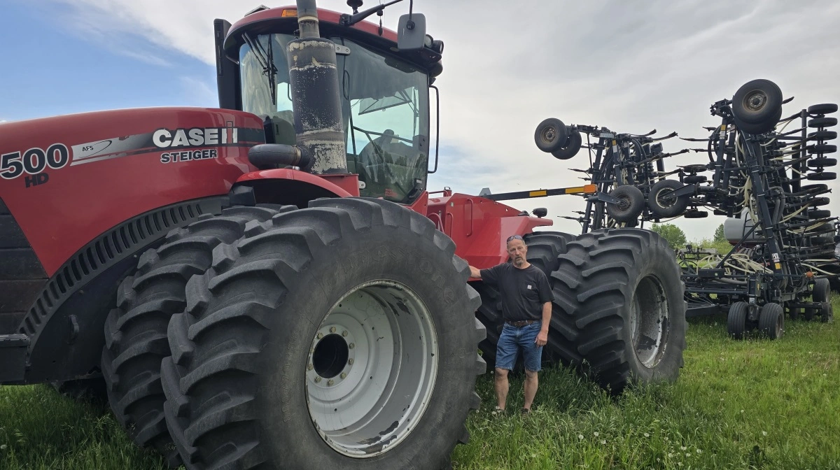 Såmaskine står klar til aktion.