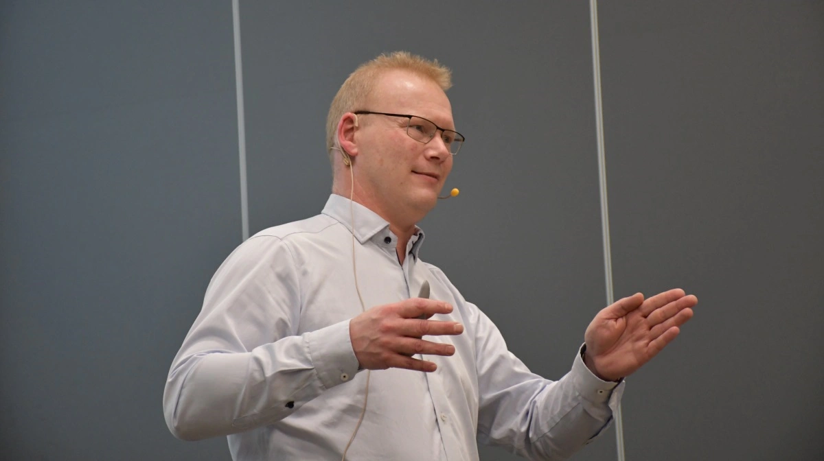 - Det skal indgå i overvejelserne om valg af genetik, at slagtesvinefoderet kan være dyrere for at opnå samme resultat i stalden, påpeger Peter Mark Nielsen. Arkivfotos: Camilla Bønløkke