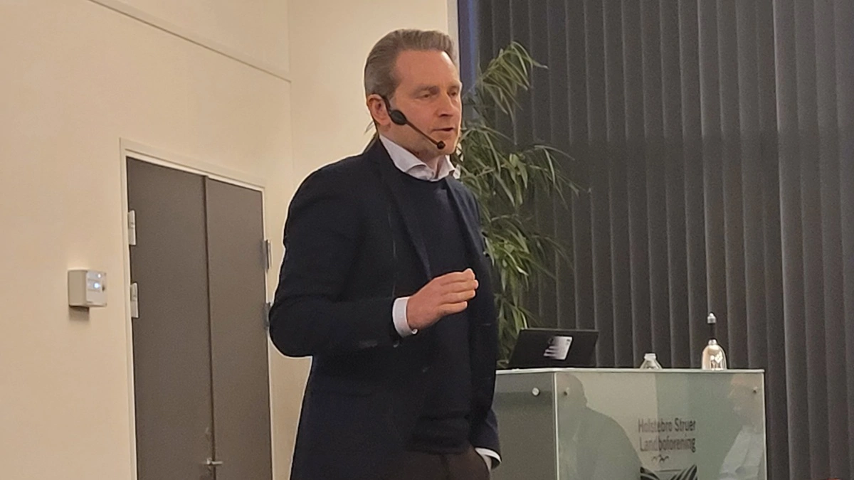 Arbejdskraftmangel er blevet den største bremse for fødevarevirksomhedernes produktion, siger adm. direktør i Landbrug & Fødevarer, Morten Boje Hviid. Arkivfoto