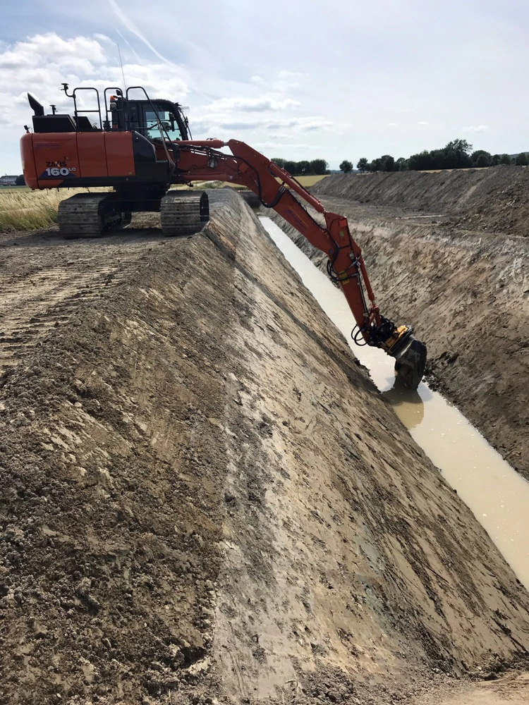 Afvandingen er helt central for landbruget på Lammefjorden, hvor jorden er tidligere fjordbund. Netop de særlige forhold gør det vanskeligt at bruge minivådområder som virkemiddel. Arkivfoto