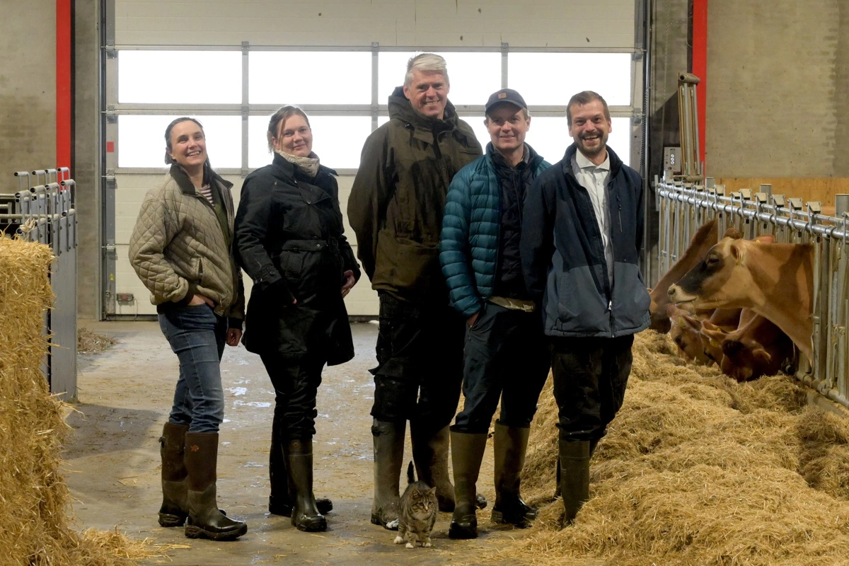Fra venstre: Fem af grundlæggerne af FarmLaser, Janny Marie L. Peterslund, Nina Jebens, Claus Elmann, Mads Daugaard og Niels Schultz.