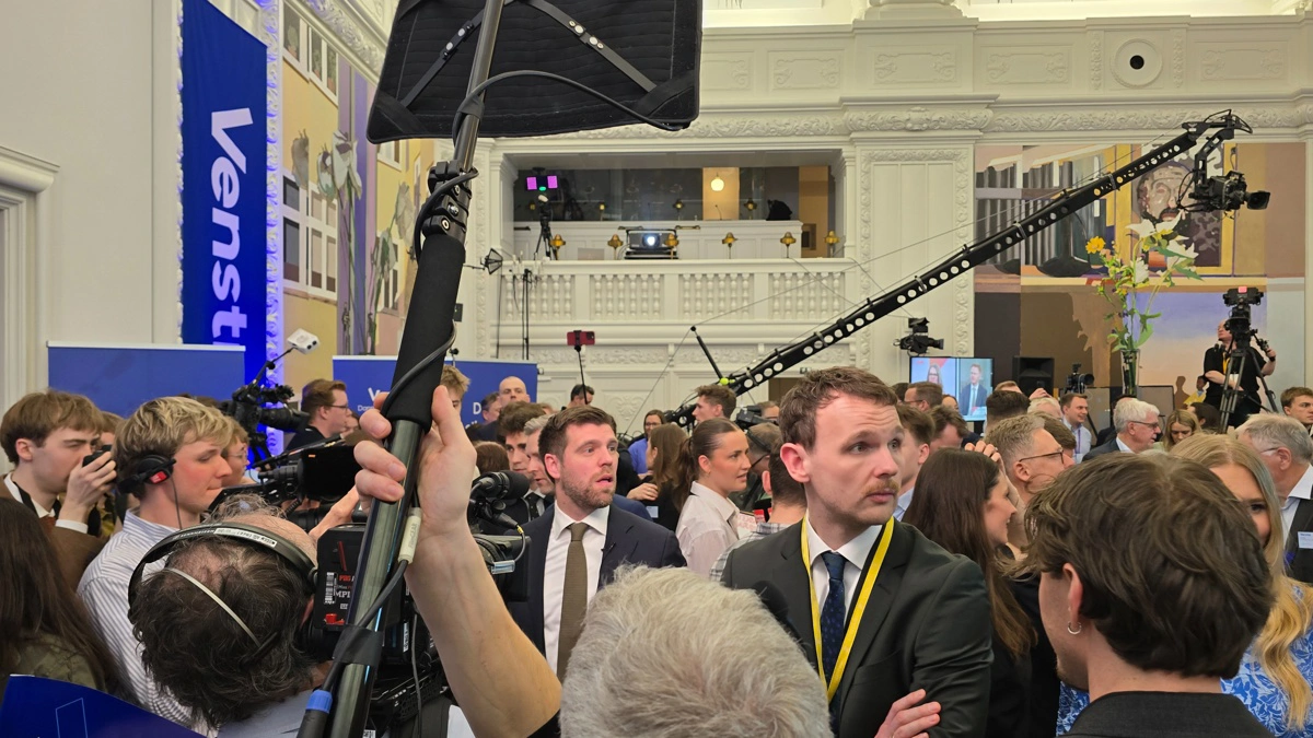 Drama-stemning i Venstres valgfest-lokale kl. 20.