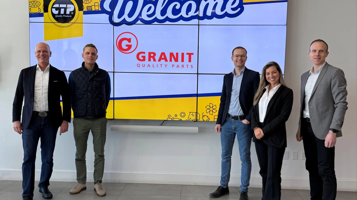 Fra venstre: Boris Schöpplein, Vicedirektør i Granit Parts, Philipp Fricke, Divisionschef Entreprenørmaskiner i Granit Parts, Benjamin Gerhardt, Produktchef Entreprenørmaskiner i Granit Parts, Melissa Uribe-Gil, adm. direktør i Costex og Timm Müller, Eksportchef i Granit Parts. Foto: Granit Parts