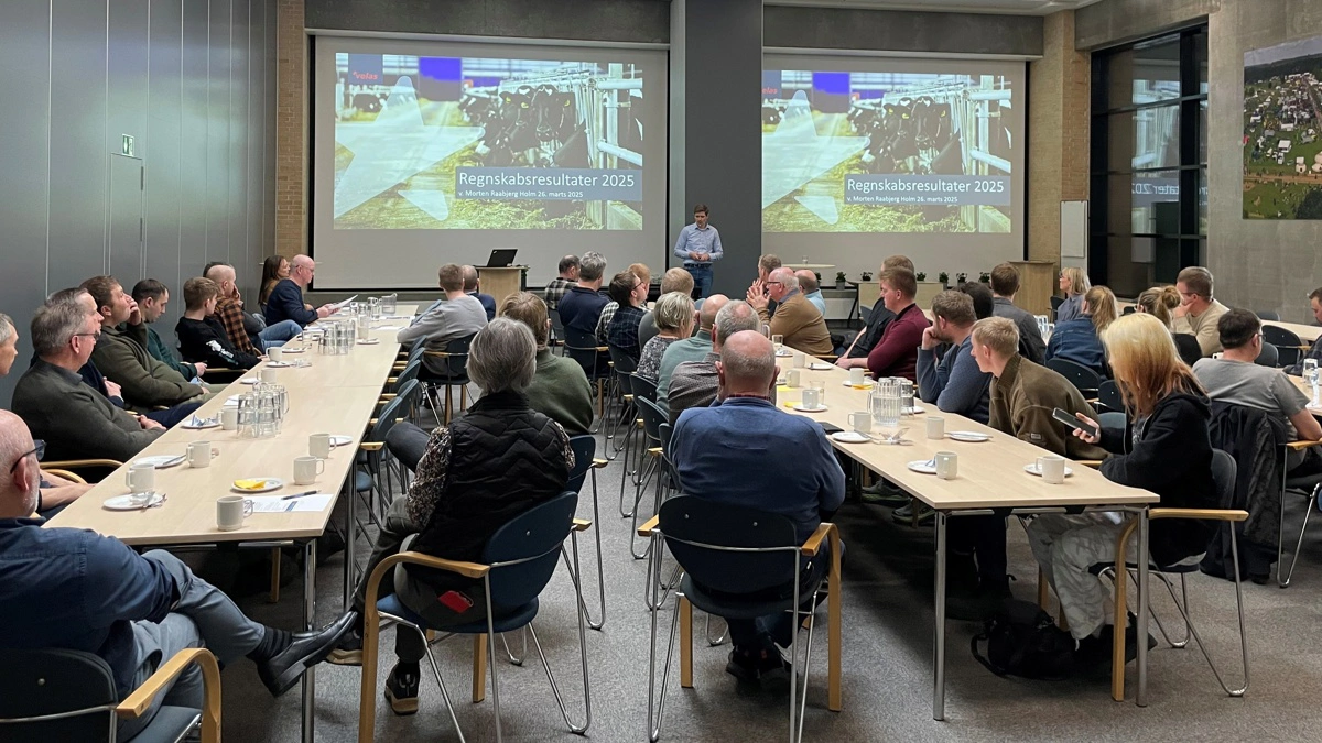 Knap 50 landmænd deltog i Økonomimøde for mælkeproducenter hos Velas i Vissenbjerg torsdag formiddag. Fotos: Velas