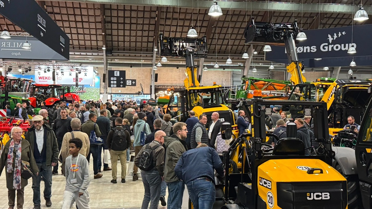 Der var trængsel i hallerne ved seneste Agromek i Herning, hvor landmænd, maskinhandlere og producenter mødtes om ny teknologi og maskiner – en opbakning, der ser ud til at fortsætte frem mod 2026. Arkivfoto: Per Jørgensen