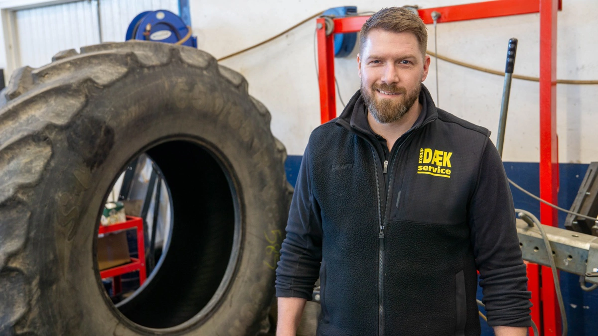 Jesper Helth Holm ejer Korup Dæk Service nordvest for Odense.